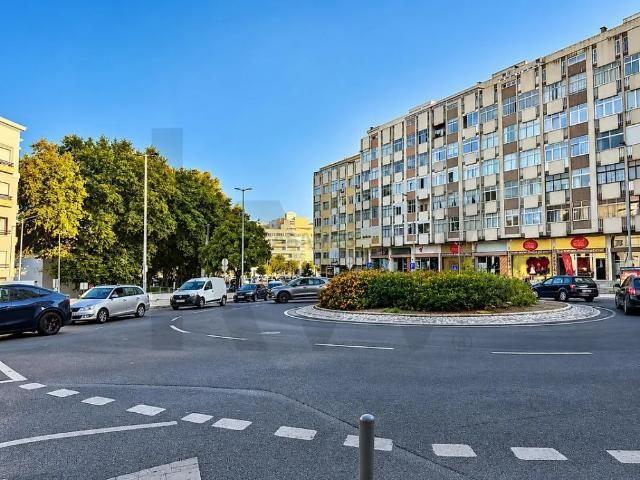 Apartment T3 in Almada, Cova da Piedade, Pragal e Cacilhas, Almada