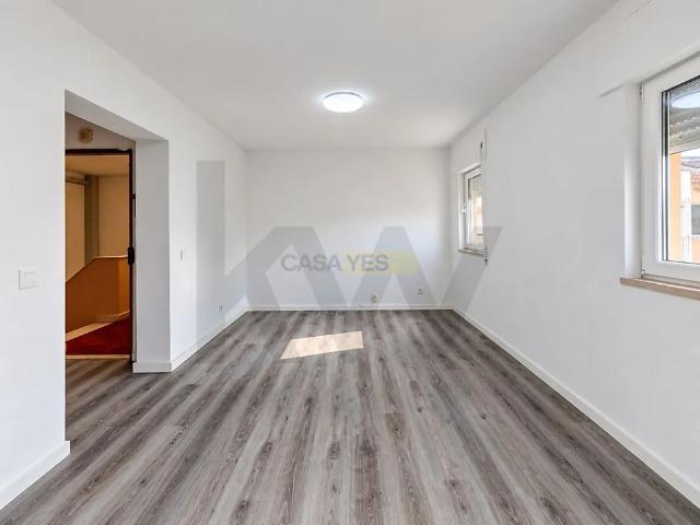 Apartment T3 in Azeitão São Lourenço e São Simão, Setúbal