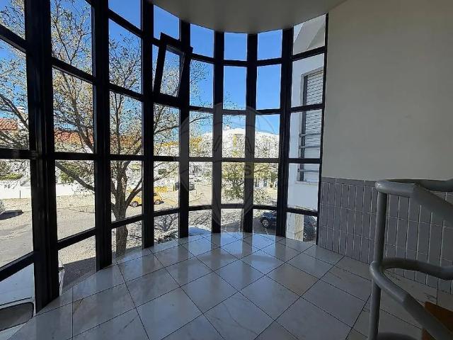 Apartment T3 in Bacelo e Senhora da Saúde, Évora