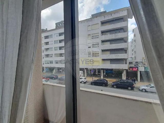 Apartment T3 in Barcelos, Vila Boa e Vila Frescainha São Martinho e São Pedro, Barcelos