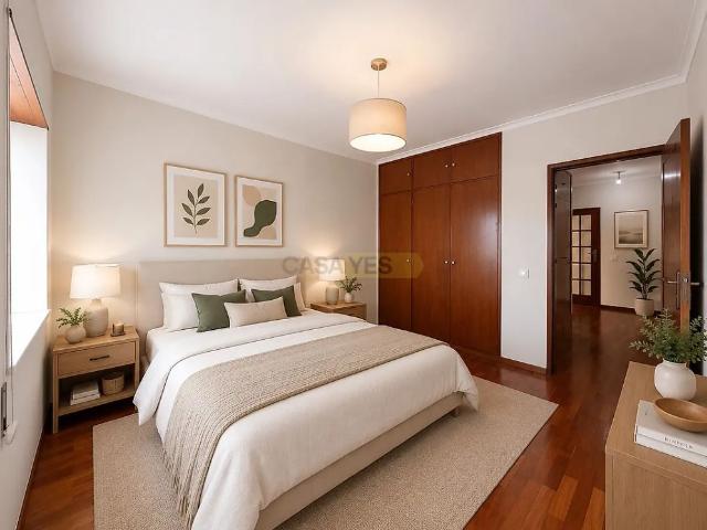 Apartment T3 in Benfica, Lisboa