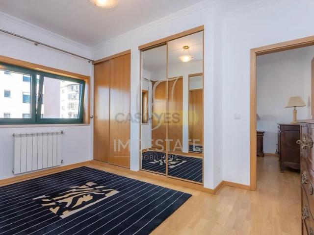 Apartment T3 in Eiras e São Paulo de Frades, Coimbra