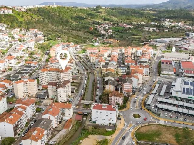 Apartment T3 in Eiras e São Paulo de Frades, Coimbra