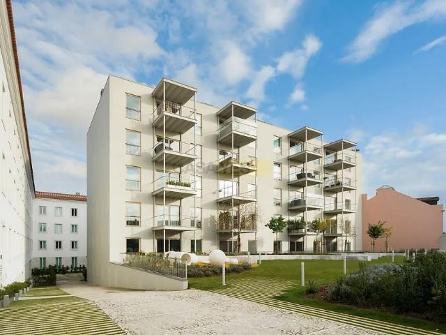 Apartment T3 in Estrela, Lisboa