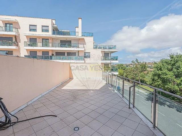 Apartment T3 in Oeiras e São Julião da Barra, Paço de Arcos e Caxias, Oeiras