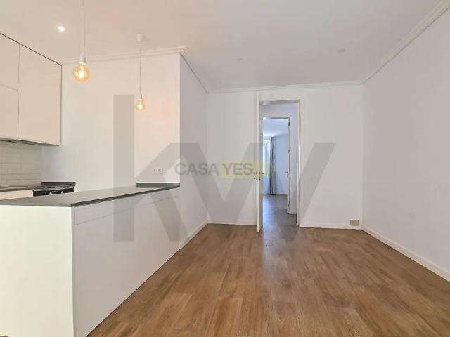 Apartment T3 in Oeiras e São Julião da Barra, Paço de Arcos e Caxias, Oeiras