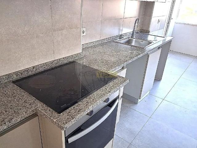 Apartment T3 in Loures, Loures