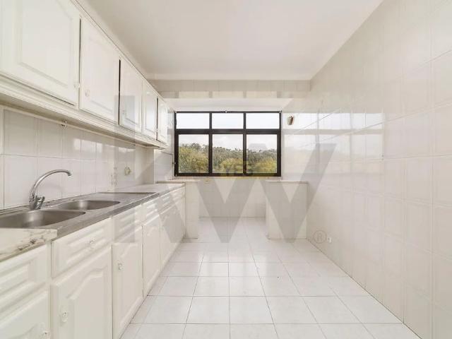 Apartment T3 in Leiria, Pousos, Barreira e Cortes, Leiria