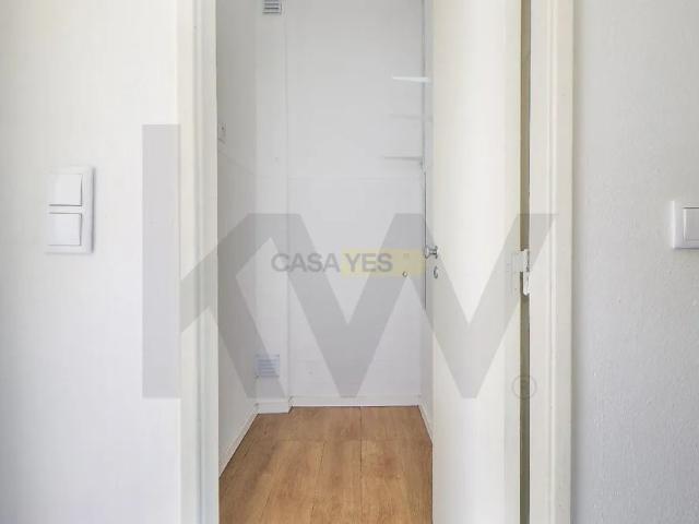 Apartment T3 in Leiria, Pousos, Barreira e Cortes, Leiria