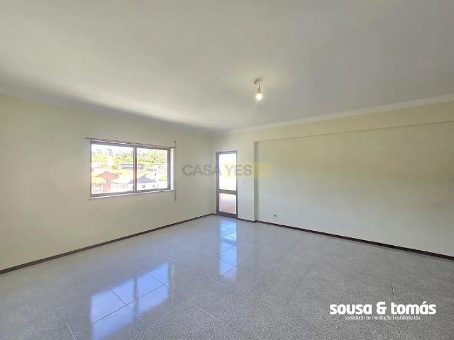Apartment T3 in Leiria, Pousos, Barreira e Cortes, Leiria