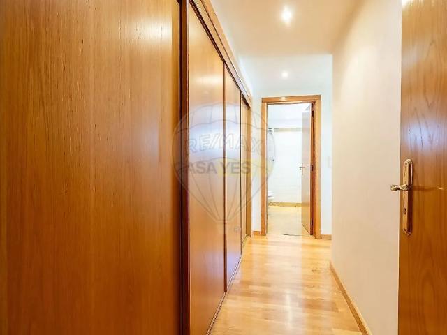 Apartment T3 in Lumiar, Lisboa