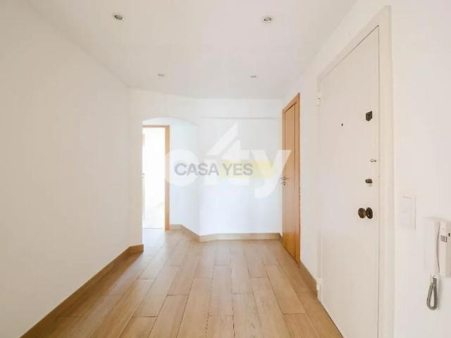 Apartment T3 in Lumiar, Lisboa