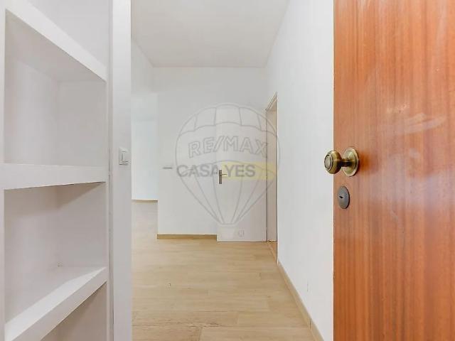 Apartment T3 in Moscavide e Portela, Loures