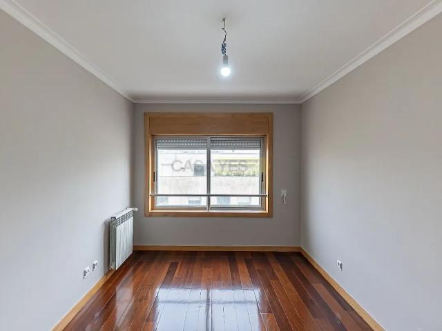 Apartment T3 in Matosinhos e Leça da Palmeira, Matosinhos