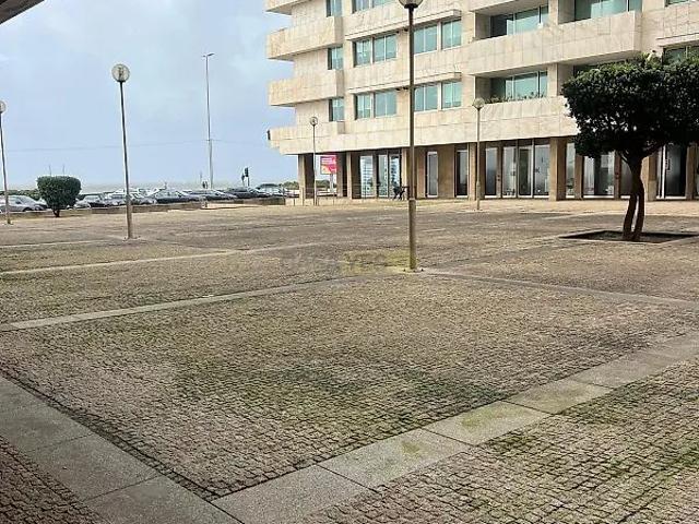 Apartment T3 in Matosinhos e Leça da Palmeira, Matosinhos
