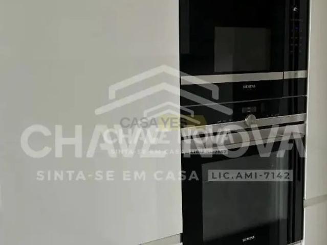 Apartment T3 in Matosinhos e Leça da Palmeira, Matosinhos