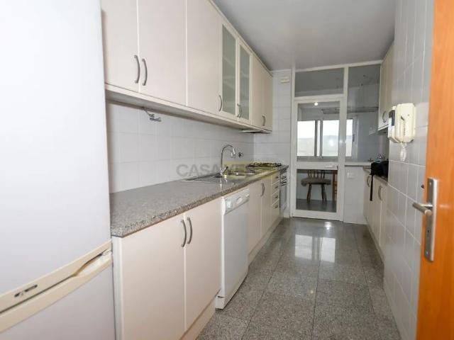 Apartment T3 in Matosinhos e Leça da Palmeira, Matosinhos