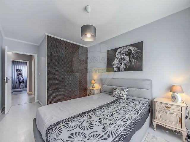 Apartment T3 in Mafamude e Vilar do Paraíso, Vila Nova de Gaia
