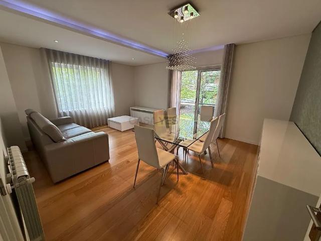 Apartment T3 in Nogueiró e Tenões, Braga