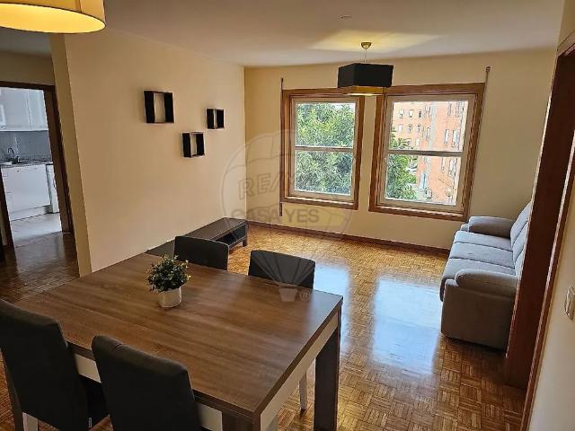 Apartment T3 in São Mamede de Infesta e Senhora da Hora, Matosinhos