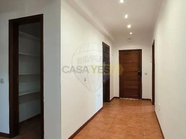 Apartment T3 in São Martinho do Bispo e Ribeira de Frades, Coimbra