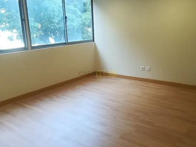 Apartment T3 in São Domingos de Benfica, Lisboa