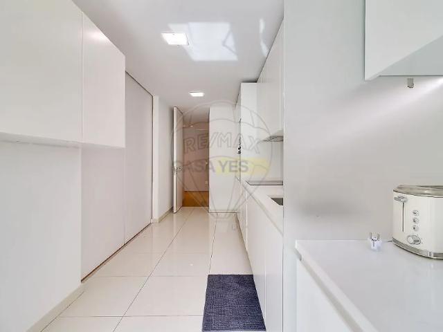 Apartment T3 in São Domingos de Benfica, Lisboa
