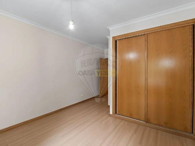 Apartment T3 in São Domingos de Rana, Cascais