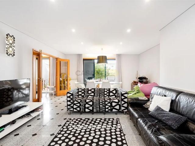 Apartment T3 in São Felix da Marinha, Vila Nova de Gaia