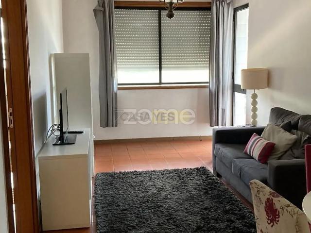 Apartment T3 in Santo António dos Olivais, Coimbra