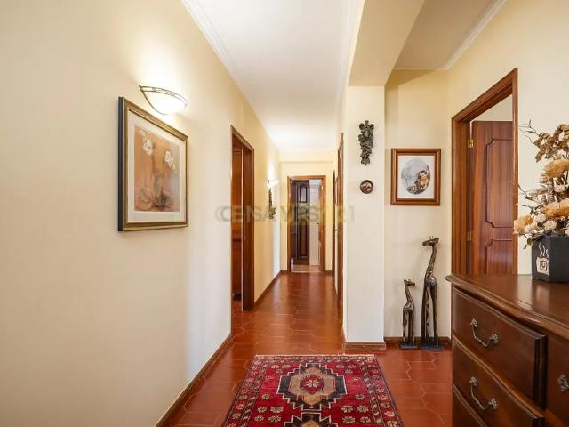 Apartment T3 in Santo António dos Olivais, Coimbra