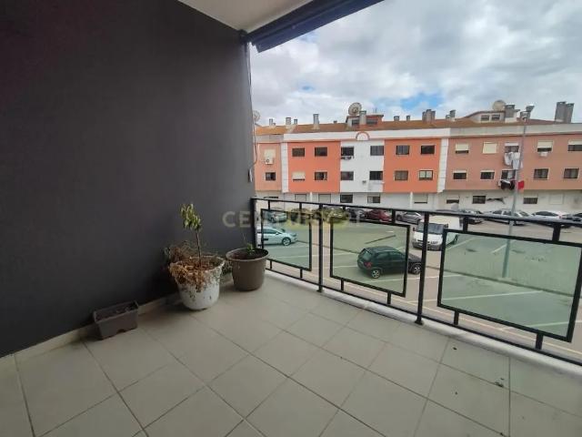 Apartment T3 in Seixal, Arrentela e Aldeia de Paio Pires, Seixal