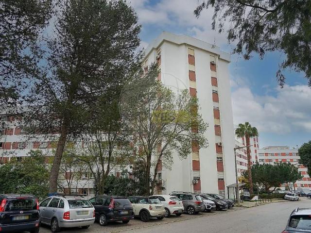 Apartment T3 in Póvoa de Santa Iria e Forte da Casa, Vila Franca de Xira