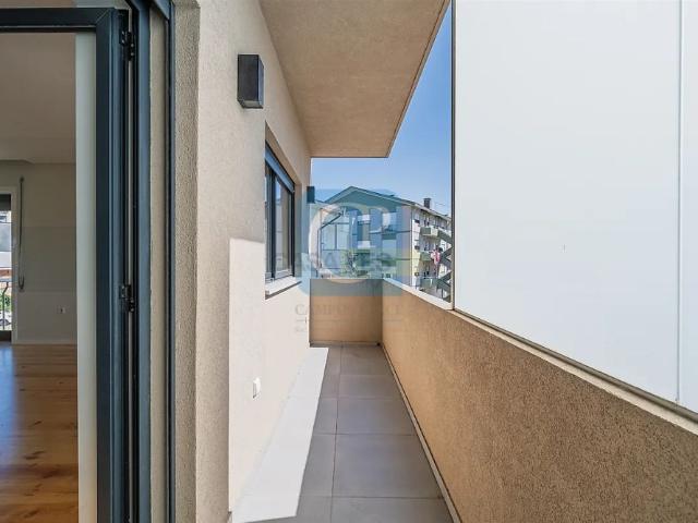 Apartment T3 in Pedrouços, Maia