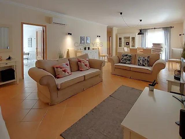 Apartment T3 in Quarteira, Loulé