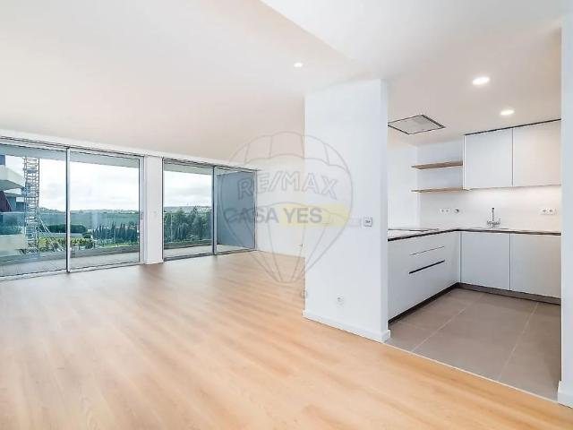 Apartment T3 in Queluz e Belas, Sintra