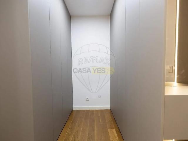 Apartment T3 in Ramada e Caneças, Odivelas