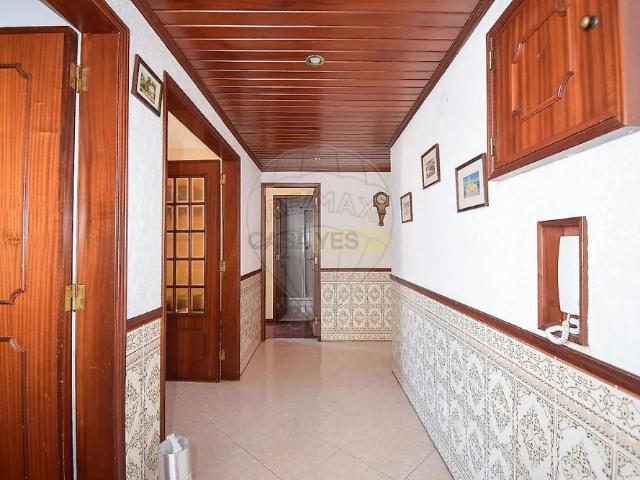 Apartment T3 in Rio de Mouro, Sintra