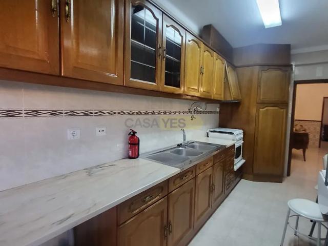 Apartment T3 in Tomar São João Baptista e Santa Maria dos Olivais, Tomar