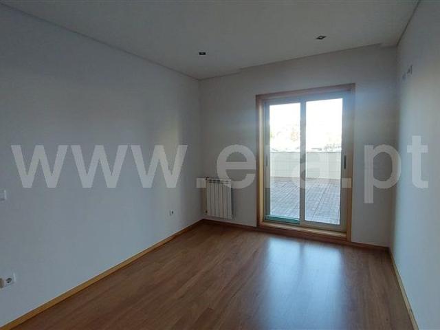 Apartment T3 / Santa Maria da Feira, Santa Maria da Feira, Travanca, Sanfins e Espargo
