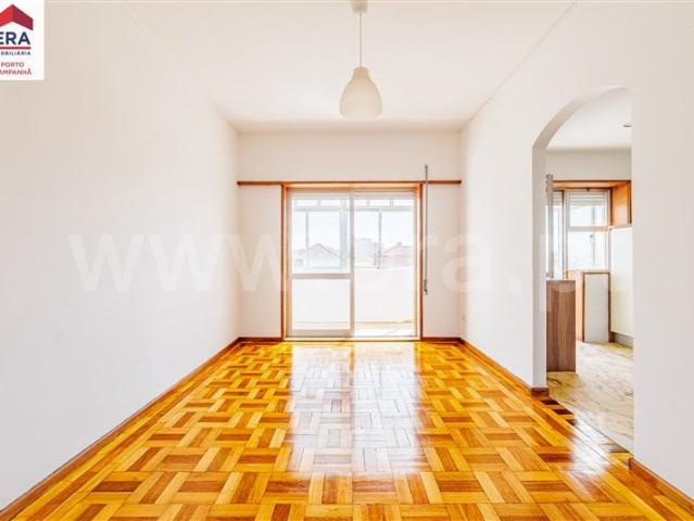 Apartment T3 / Porto, Campanhã