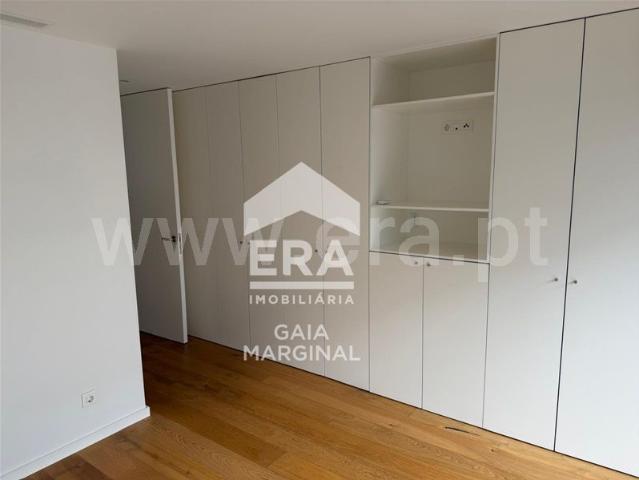 Apartment T3 / Vila Nova de Gaia, Canidelo