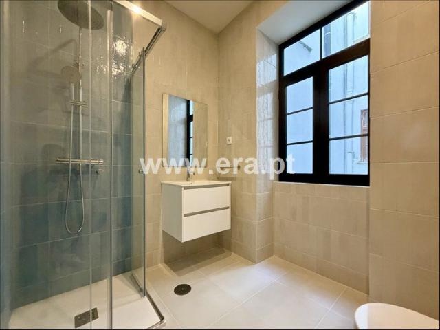 Apartment T4 / Coimbra, Celas