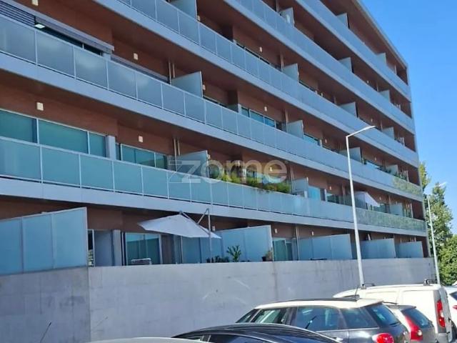 Apartment T4 in Costa, Guimarães