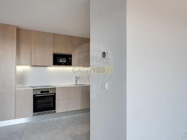 Apartment T4 in Cascais e Estoril, Cascais
