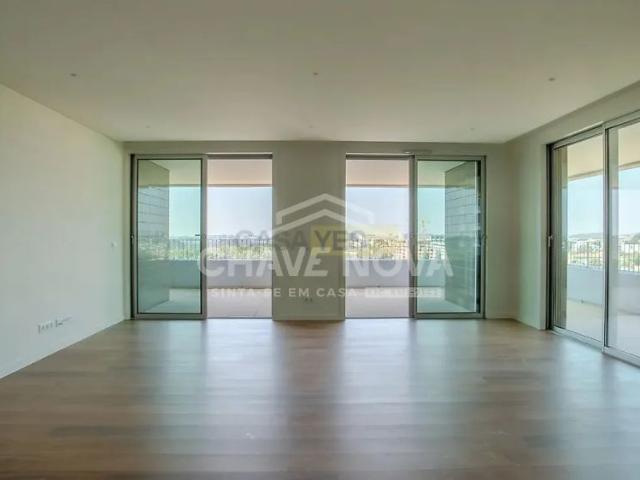 Apartment T4 in Cidade da Maia, Maia