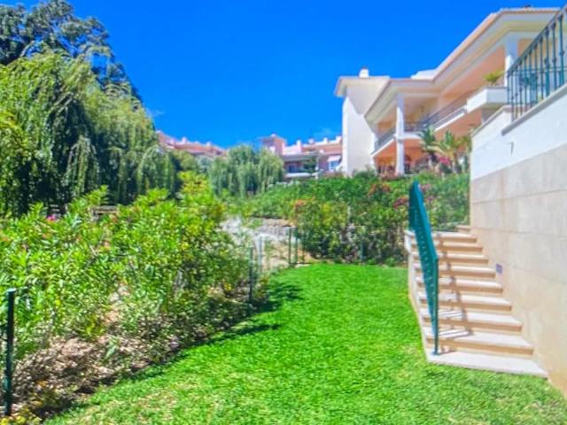 Apartment T4 in Alcabideche, Cascais