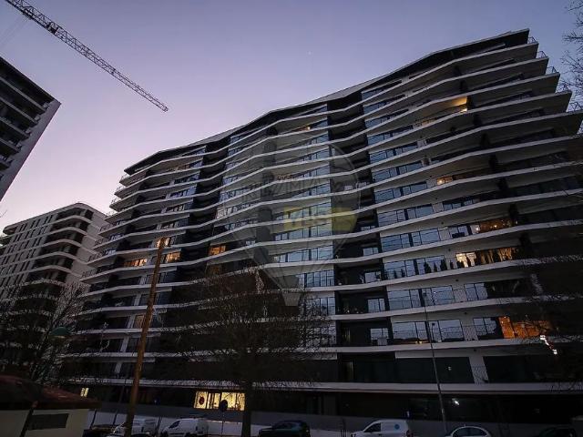 Apartment T4 in Algés, Linda a Velha e Cruz Quebrada Dafundo, Oeiras