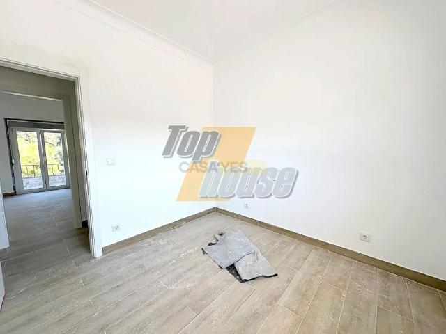 Apartment T4 in Almada, Cova da Piedade, Pragal e Cacilhas, Almada