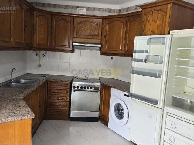 Apartment T4 in Buarcos e São Julião, Figueira da Foz